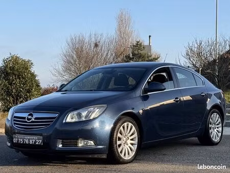 Opel Insignia 2.0 T 220 Cosmo