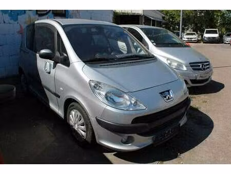 Peugeot 1007 1.4 Premium