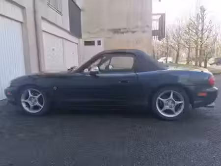 Mazda MX5 1.8 140