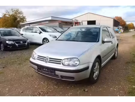 Volkswagen Golf 1.4 75 Base