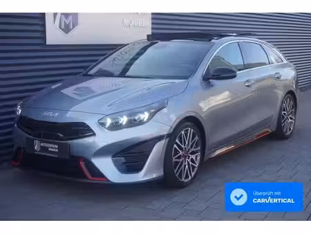 Kia Ceed 1.6 T GDi 204