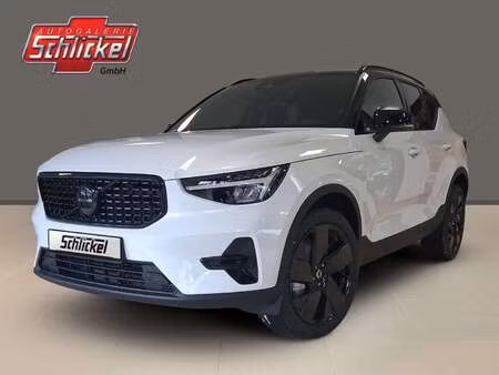 Volvo XC40 B3 2.0 163 Black Edition