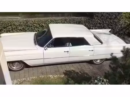 Cadillac Deville 