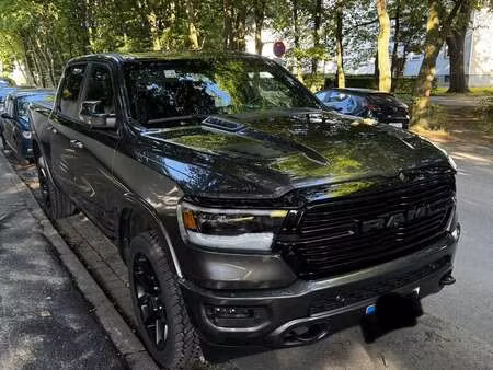 RAM 1500 V8 5.7 Laramie