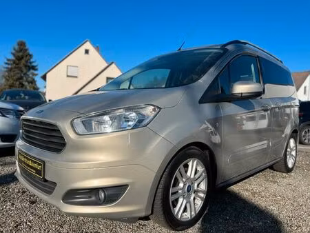 Ford Tourneo Courier 1.0 100 Titanium
