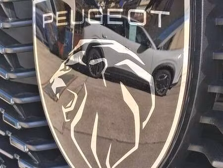 Peugeot 2008 1.2 PureTech 100 Style