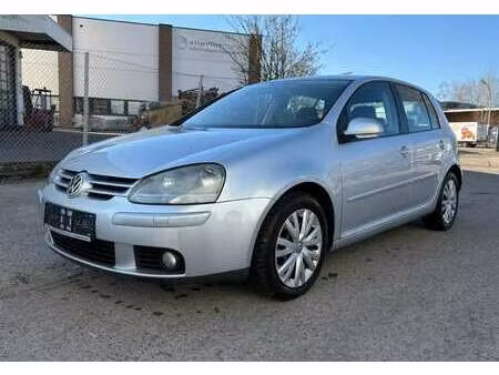Volkswagen Golf 1.6 102