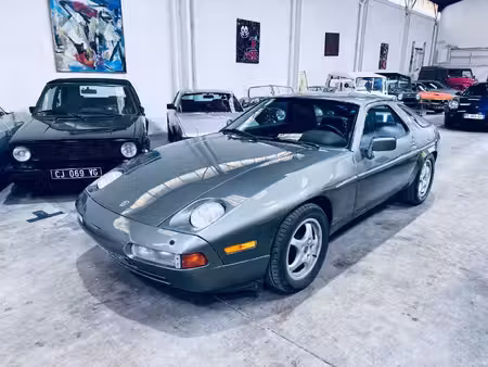 Porsche 928 S4 V8 5.0