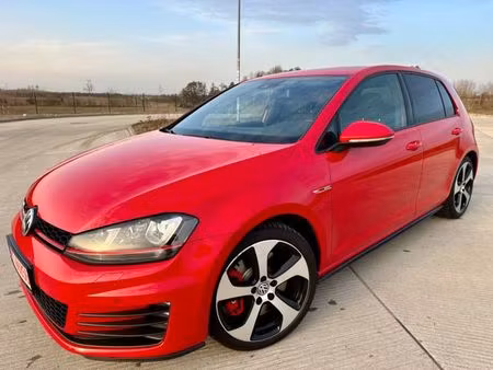 Volkswagen Golf GTI 2.0 TFSI 230 Performance