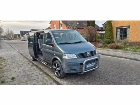 Volkswagen Transporter T5 TDI 102
