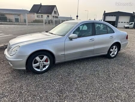 Mercedes-Benz Classe E E 220 2.1 CDI 150
