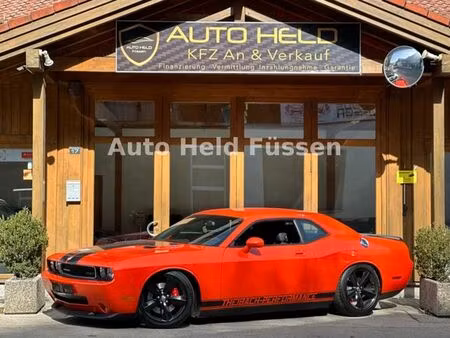 Dodge Challenger SRT V8 6.1
