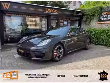 Porsche Panamera Turbo V8 4.8 520 4x4