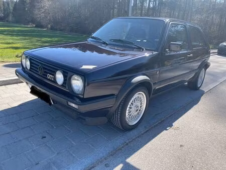 Volkswagen Golf 1.8