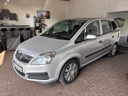 Opel Zafira 1.6 105 Enjoy