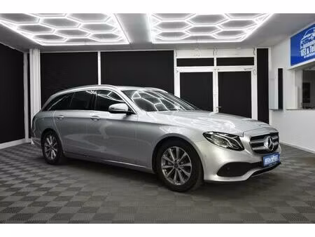 Mercedes-Benz Classe E E 220 Ambiente 4Matic