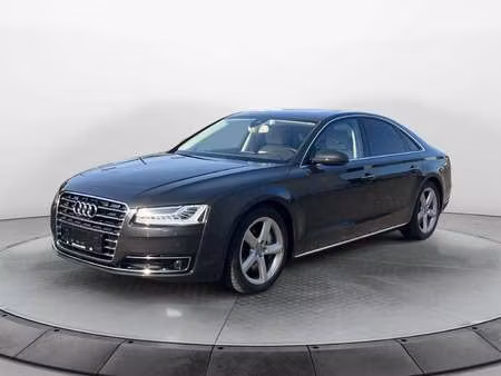 Audi A8 V8 4.2 TDI 385 quattro