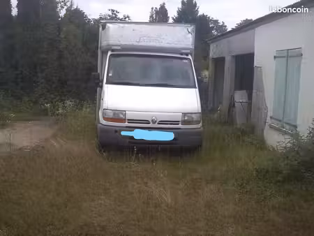 Renault Master 2.2 dCi 90