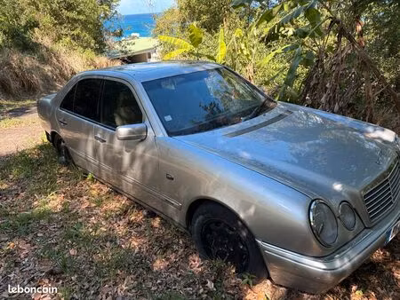 Mercedes-Benz Classe E 2.0 129