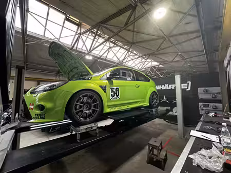 Ford Focus RS 2.5 305