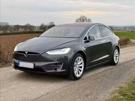 Tesla Model X 75d 332 4x4