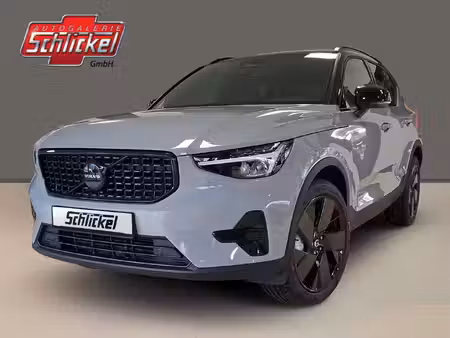 Volvo XC40 B3 2.0 163 Black Edition