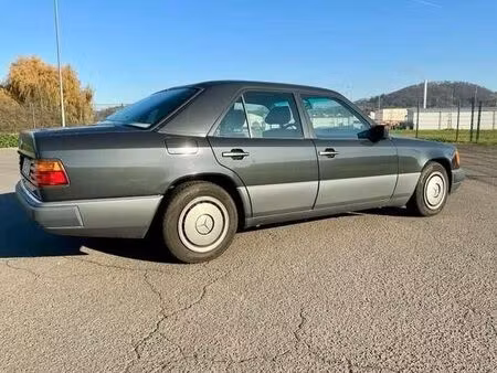 Mercedes-Benz Classe E 200 E