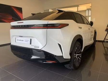 Lexus RZ Executive