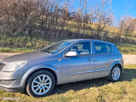 Opel Astra 1.7 CDTI 100