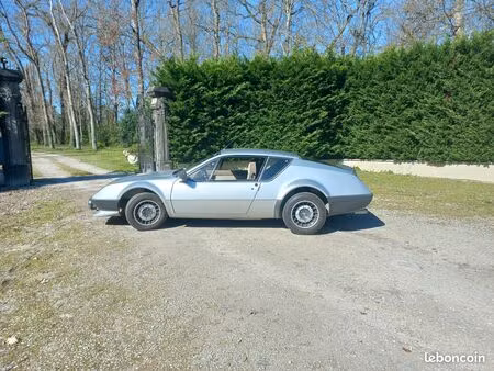 Alpine A310 