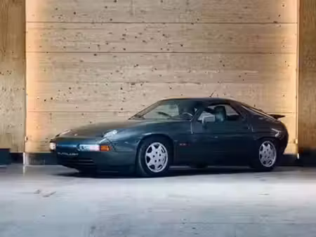 Porsche 928 S4 V8 5.0 320