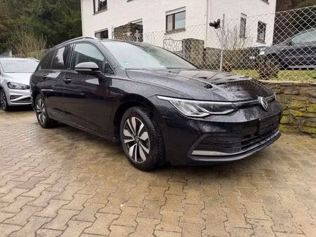 Volkswagen Golf 1.5 TSI 150 Move up!