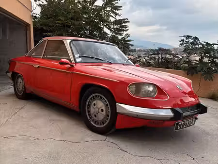 Panhard 24 