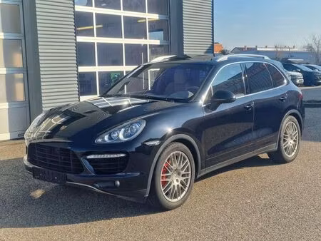Porsche Cayenne Turbo V8 4.8 500 4x4