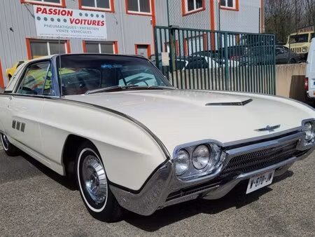 Ford Thunderbird 