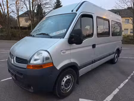Renault Master 2.5 dCi 120