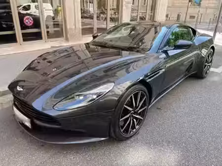 Aston Martin DB11 V12 5.2