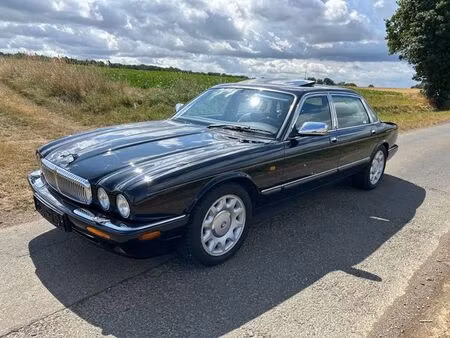 Daimler Super V8