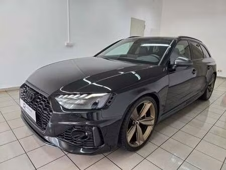Audi A4 RS4 V6 2.9 TFSI 450 Exclusive Line quattro