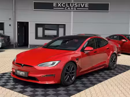 Tesla Model S Plaid 4x4