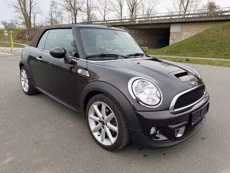 Mini Cabrio Cooper SD 2.0 143