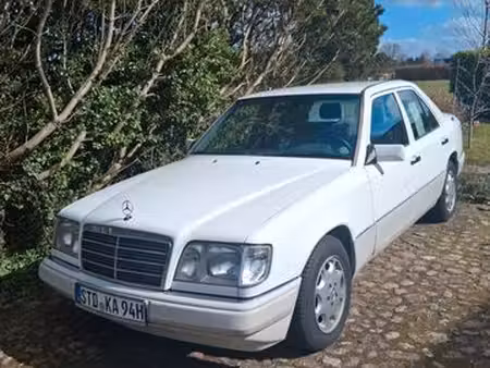 Mercedes-Benz Classe E E 280 V6 2.8 193