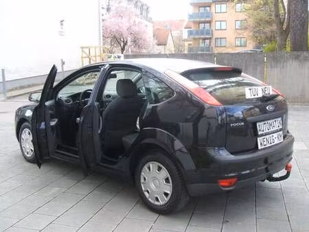 Ford Focus 1.6 100