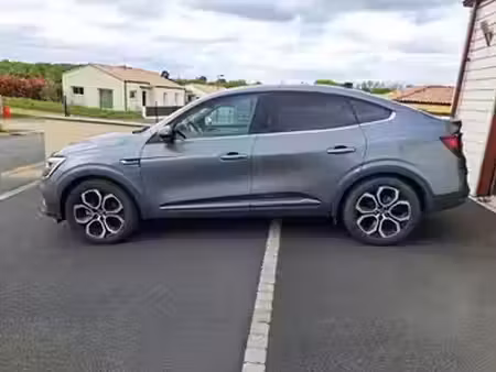 Renault Arkana E-Tech 1.6 145 Intens