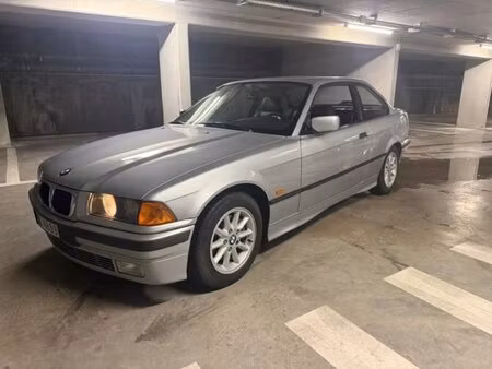 BMW Série 3 328i 2.8 193