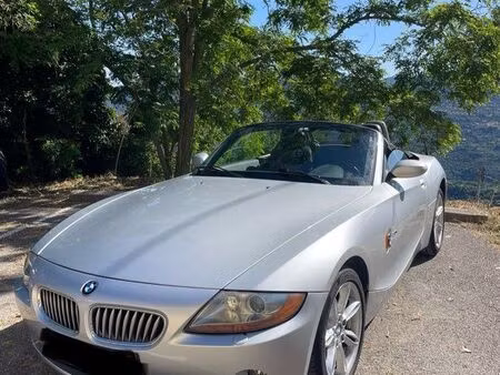 BMW Z4 30i 3.0 231