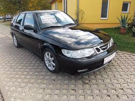 Saab 9-3 2.2 125 SE