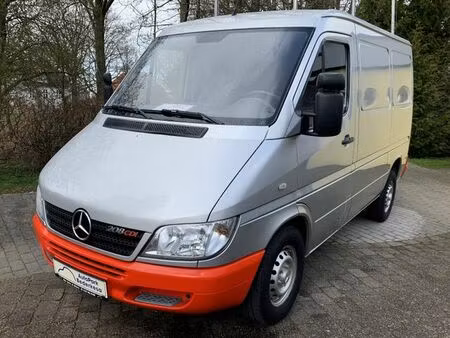 Mercedes-Benz Sprinter 208 2.1 CDI 82