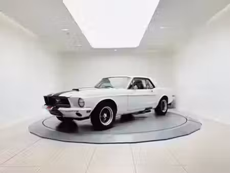 Ford Mustang V8 5.8