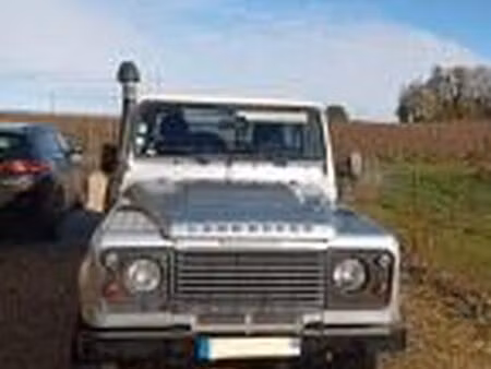Land Rover Defender 122 4x4